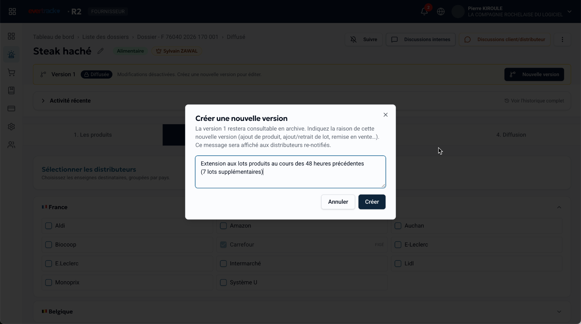 Versions de dossier : traçabilité et re-notification des distributeurs